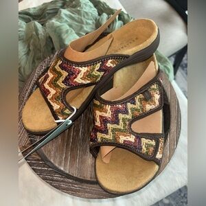 Revitalign Woven Slide Sandals 8 Orthotic Arch Support NWT